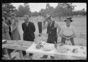 Russell Lee. The Blessing at Dinner on the Grounds at the All-Day Community Sing, Pie Town, New Mexico (1940). Courtesy Library of Congress. LC-USF33- 012785-M5 [P&P] 